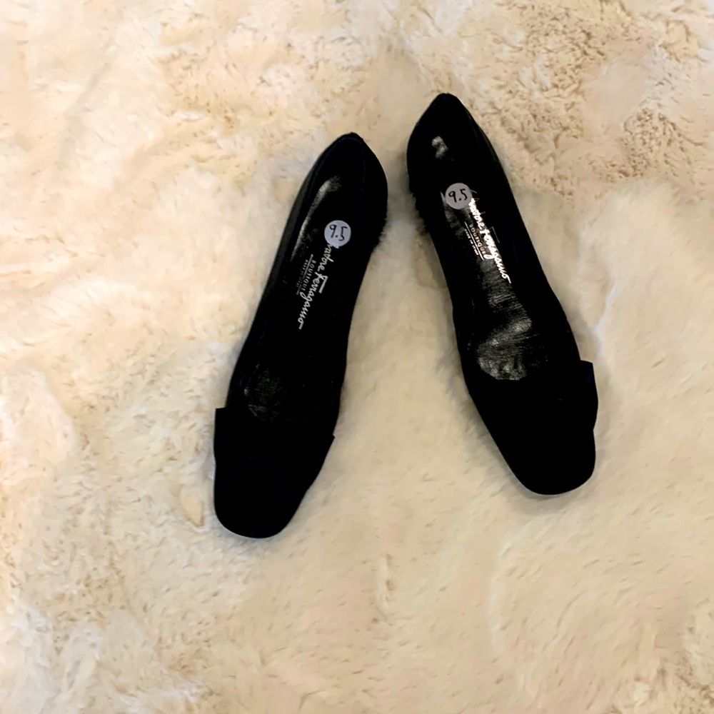 Salvatore Ferragamo Bowed Satin Flats